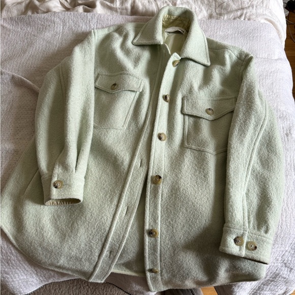 Soft Lime Green Aritzia Ganna Jacket - Picture 3 of 4
